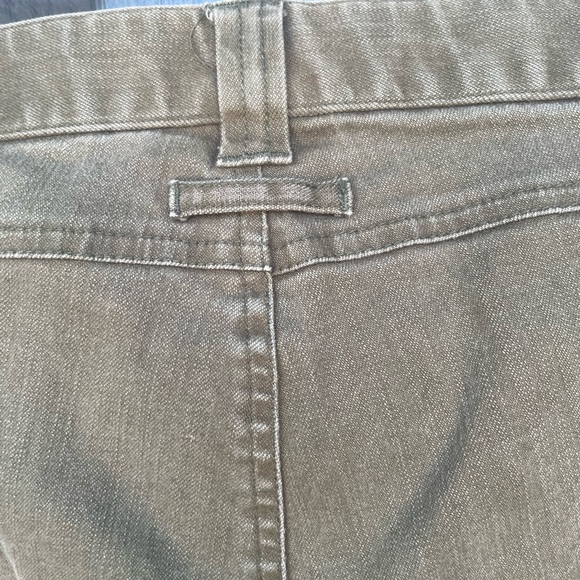 Pappagallo Khaki Jeans with zipper details - Picture 4 of 5